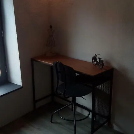 Pigeonnier Pensión Vic-le-Comte